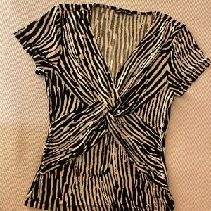 Cable & Gauge Black and White Zebra Print Twist-Front Top